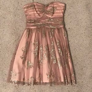 STRAPLESS SHORT PROM DRESS